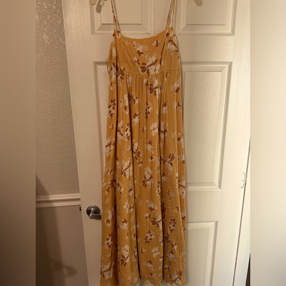 Abercrombie yellow floral linen maxi dress